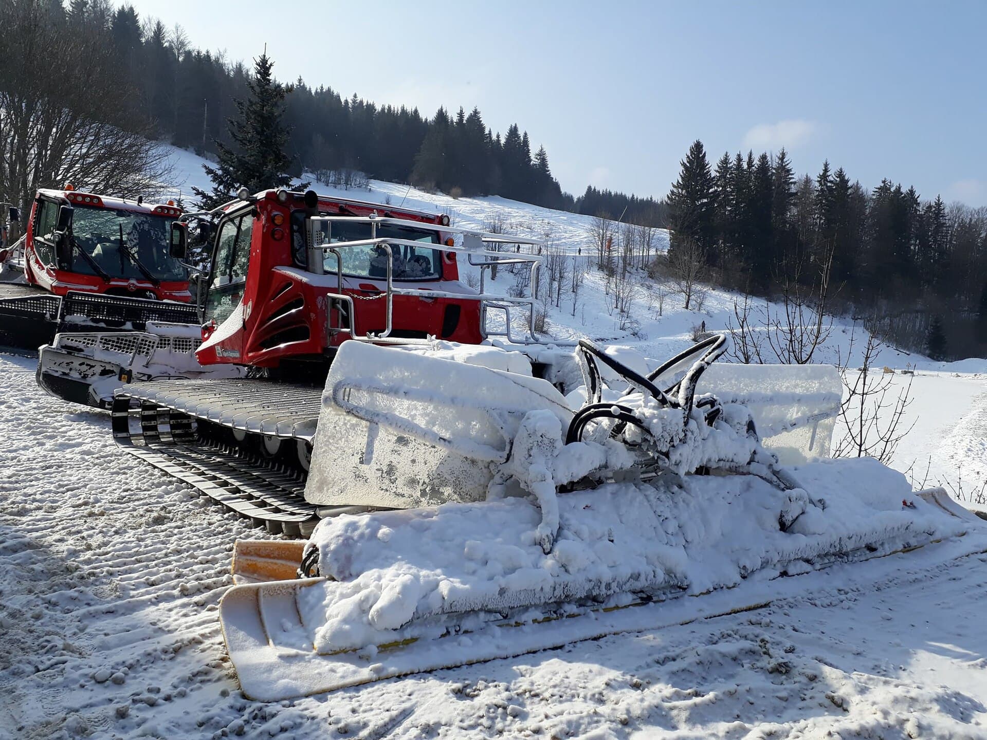 Autonomous Snow Groomers Arrive in the French Alps: How Self-Driving Piste Machines Are Reshaping Ski Resort Operations in 2026