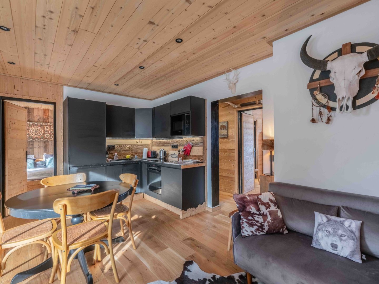 Megève, Evasion Mont-Blanc apartment for sale - Megève | Rare 3-Bedroom Apartment with Panoramic Mountain Views - gallery image 2