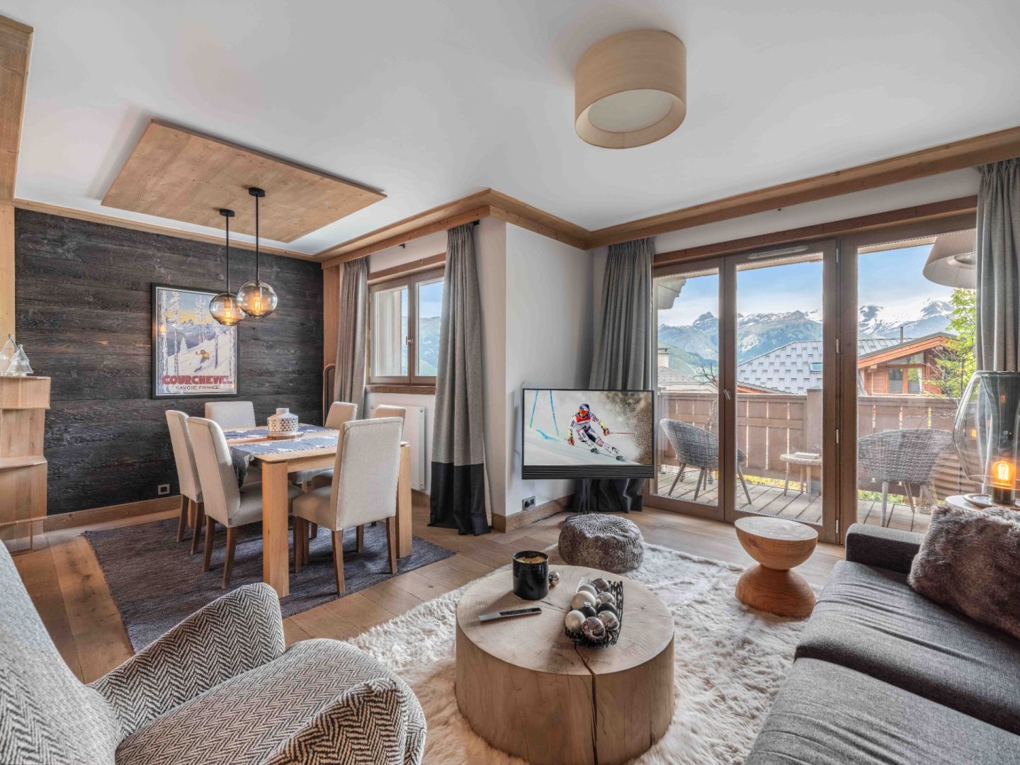 Courchevel, Les 3 Vallées apartment for sale - Courchevel | Exceptional 2-Bedroom Apartment with North-east-facing Balcony