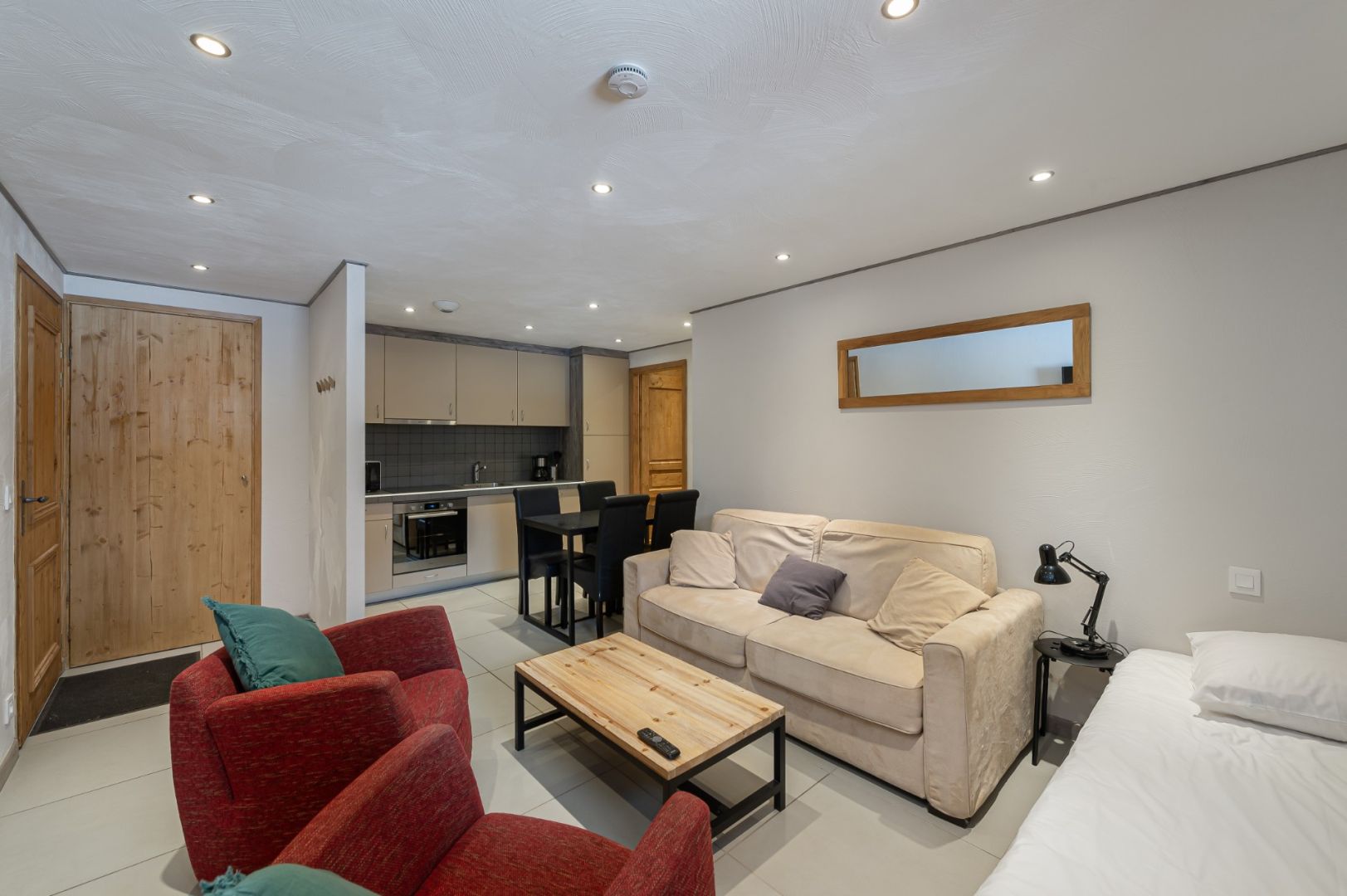 Val Thorens, Les 3 Vallées apartment for sale - Val Thorens | 1-Bedroom Ski-In/Ski-Out Apartment