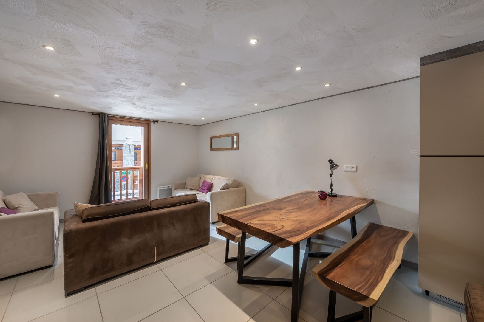 Val Thorens, Les 3 Vallées apartment for sale - Val Thorens | Premium 1-Bedroom Ski-In/Ski-Out Apartment in Resort Centre