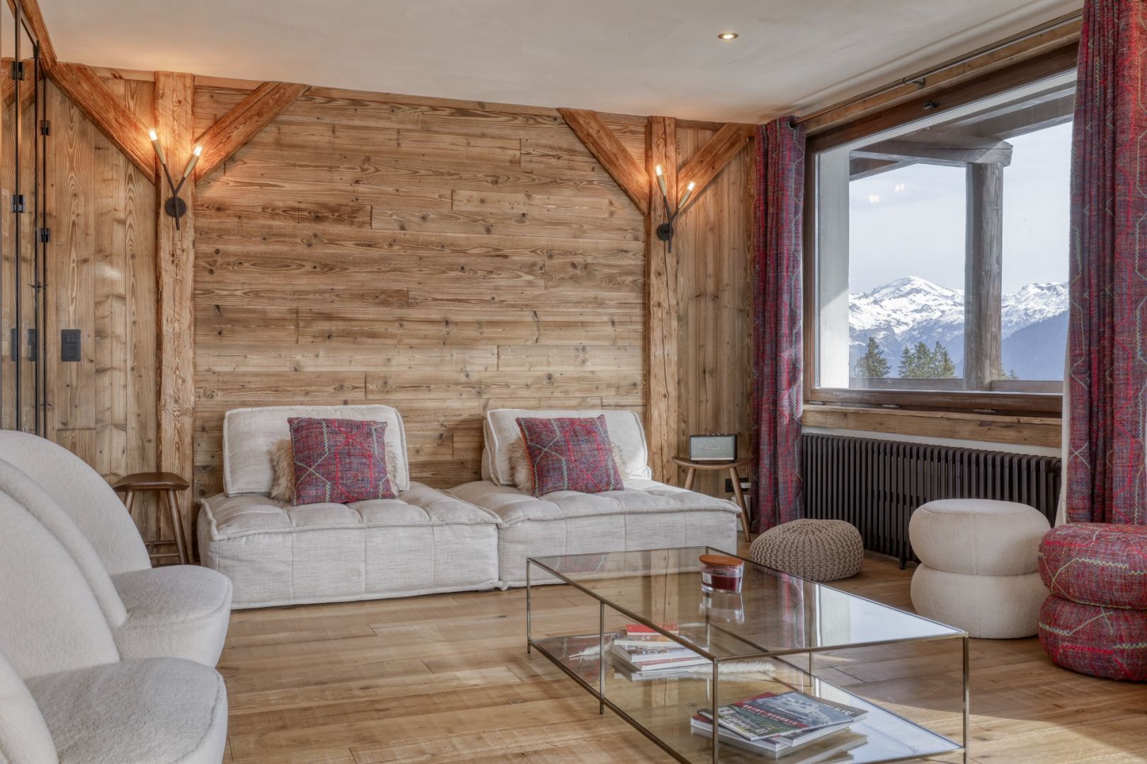 Saint Gervais les Bains, Evasion Mont-Blanc apartment for sale - Saint Gervais les Bains | Renovated 5-Bedroom Ski-In/Ski-Out Apartment with Panoramic Mountain Views - gallery image 2