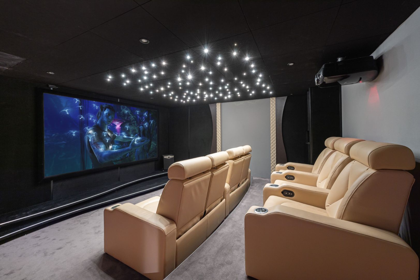 Meribel les Allues, Les 3 Vallées chalet for sale - Meribel les Allues | 8-Bedroom Chalet with South-facing Balcony - gallery image 2