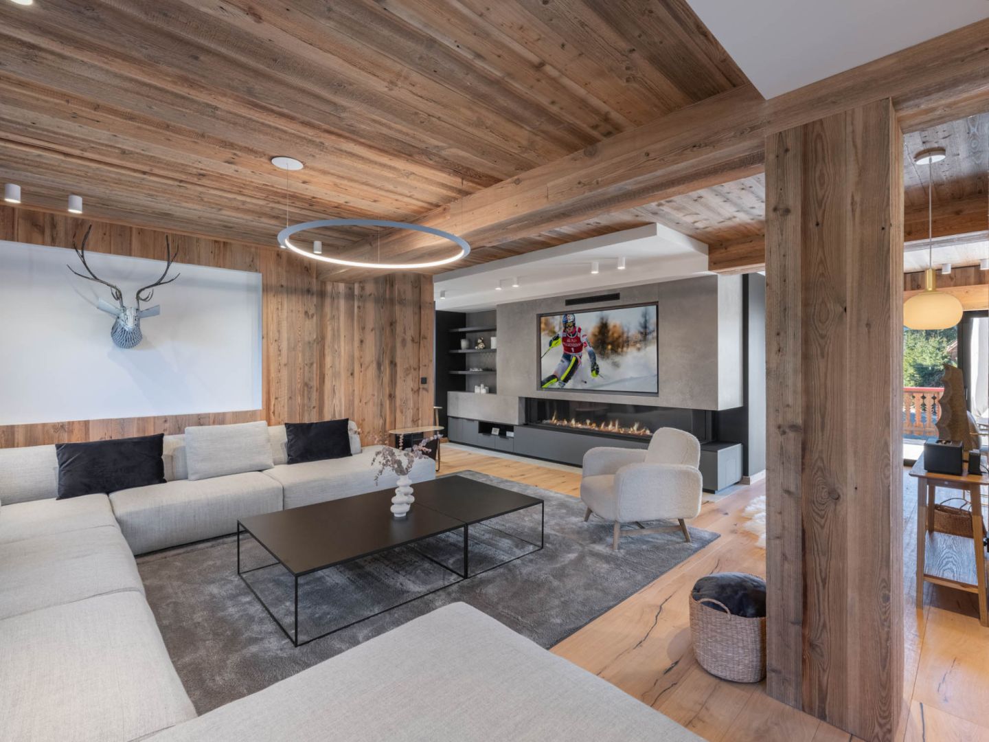 Megeve, Evasion Mont-Blanc chalet for sale - Megeve | Renovated 6-Bedroom Chalet with South-west-facing Balcony