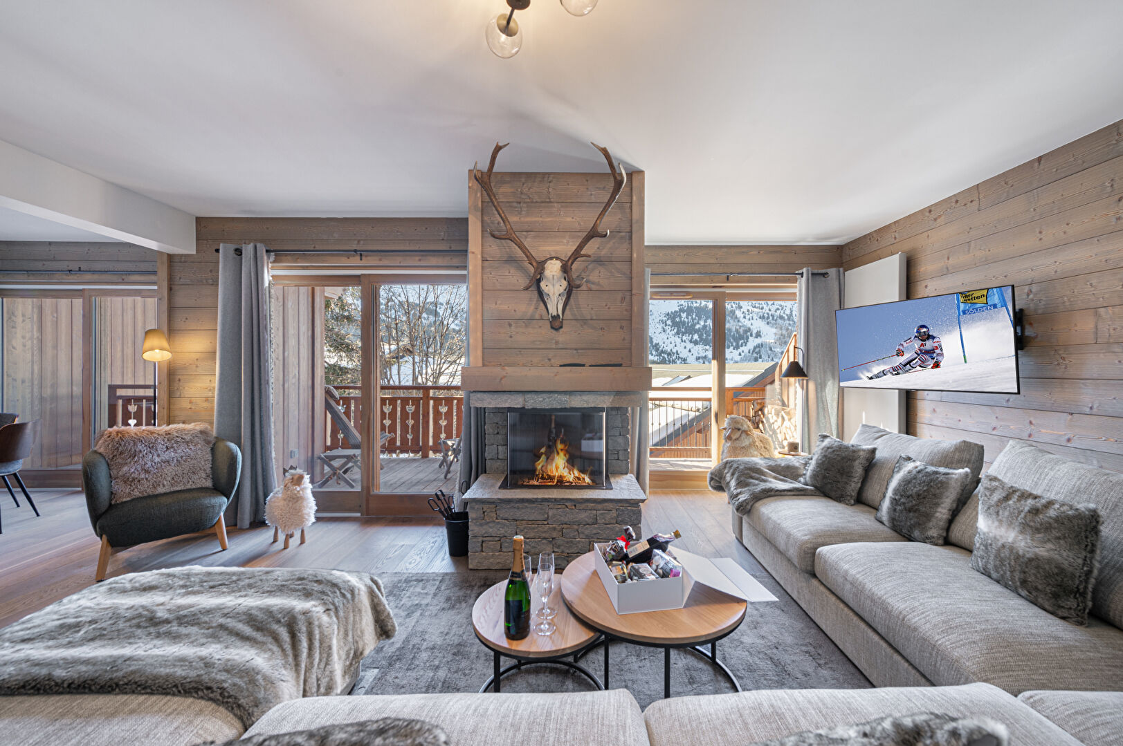 Meribel les Allues, Les 3 Vallées apartment for sale - Meribel les Allues | 3-Bedroom Apartment with West-facing Balcony