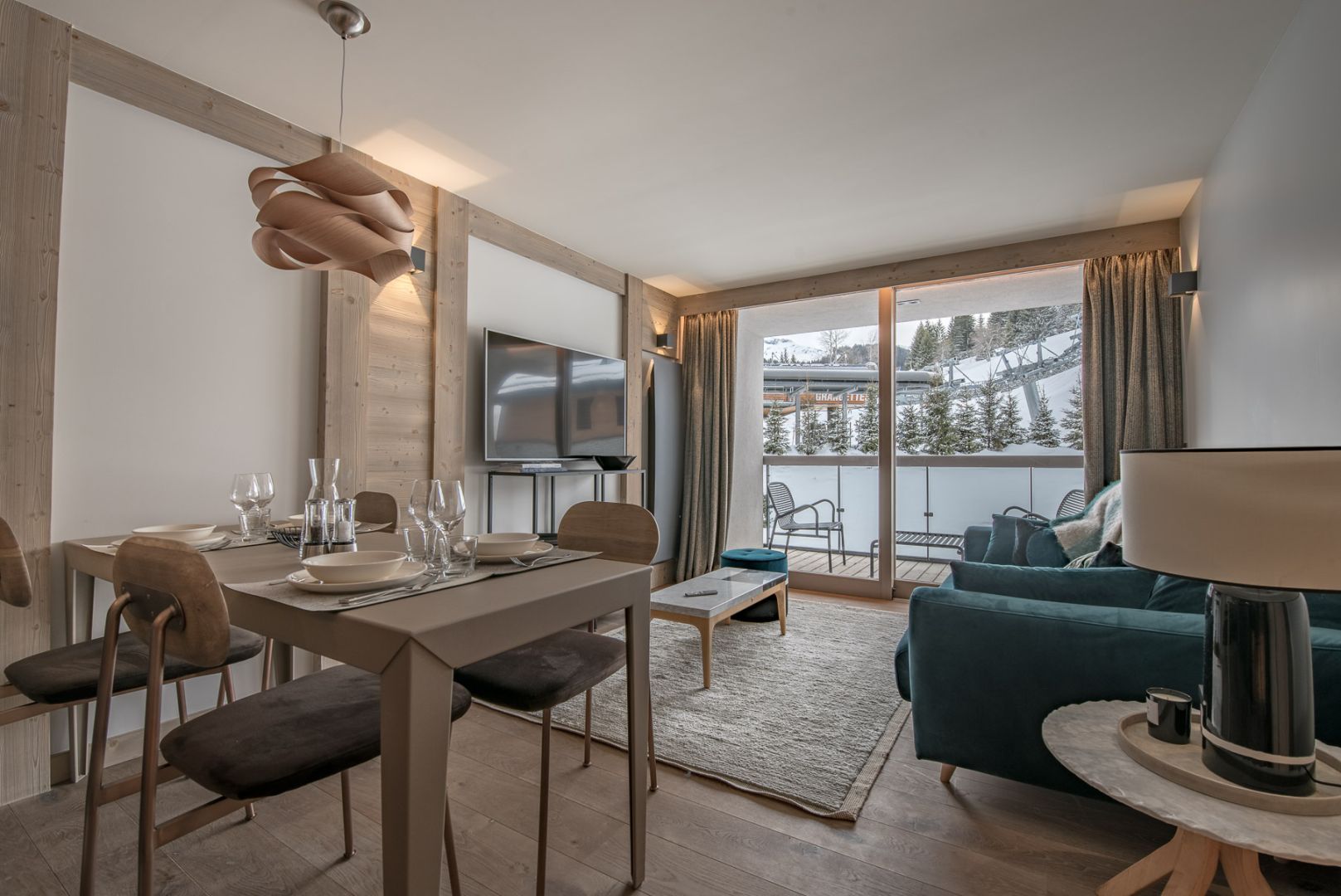 Courchevel, Les 3 Vallées apartment for sale - Courchevel | Exceptional 1-Bedroom Ski-In/Ski-Out Apartment - gallery image 3