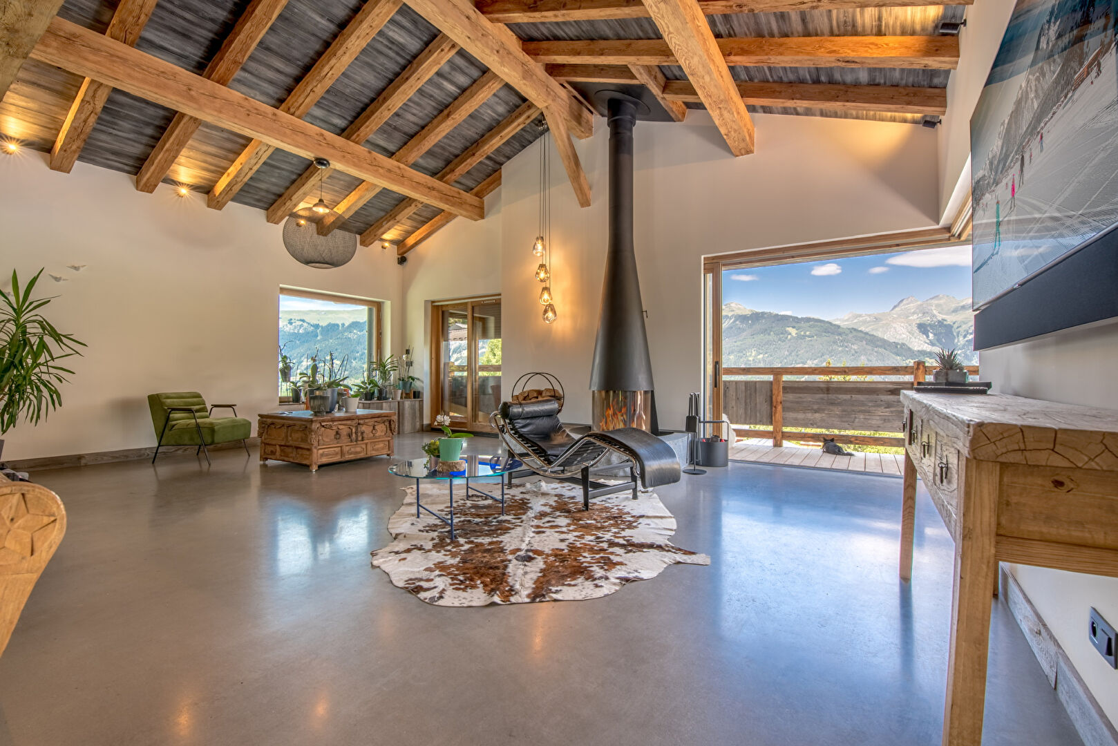 Courchevel, Les 3 Vallées chalet for sale - Courchevel | 7-Bedroom Chalet