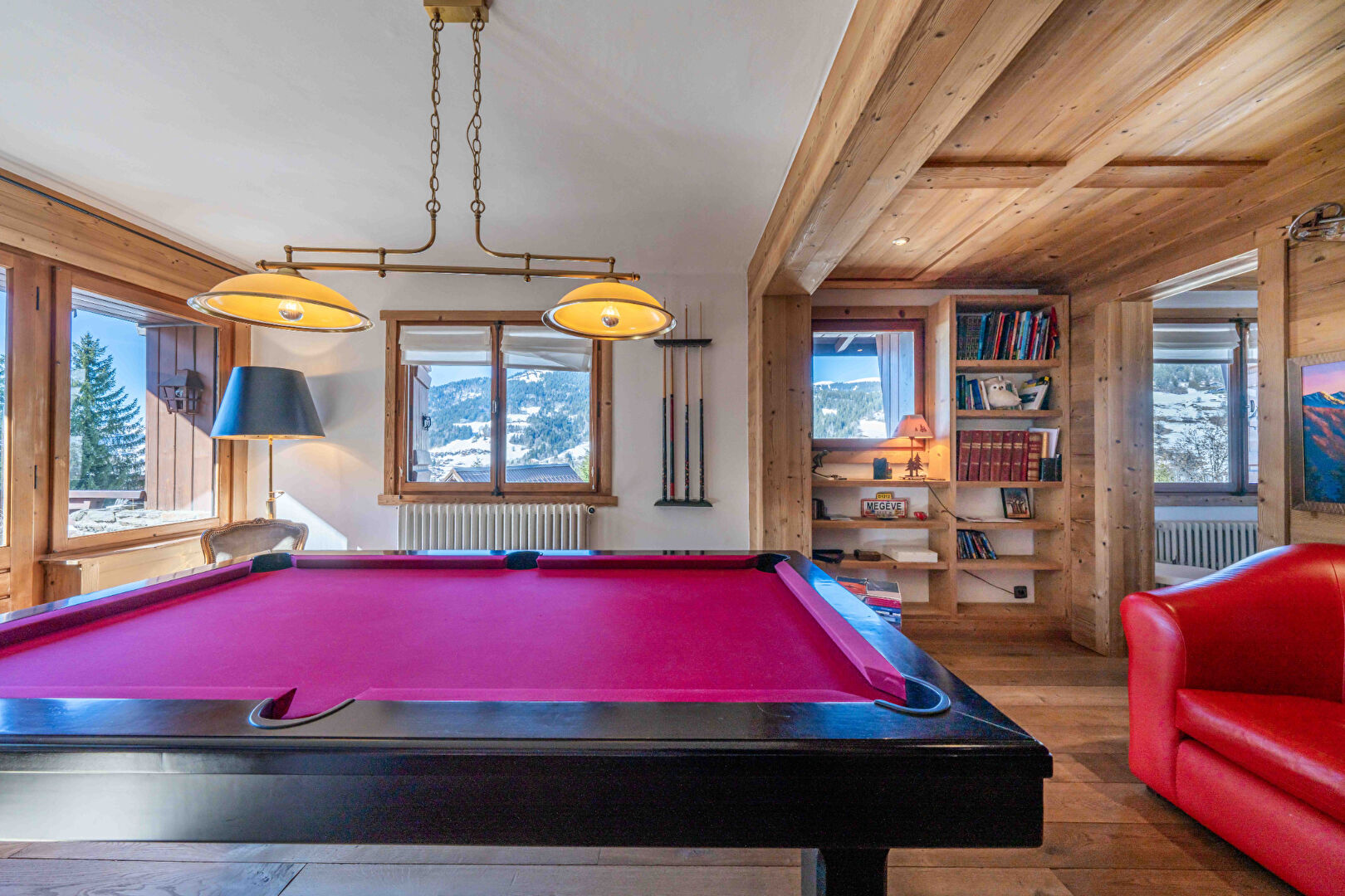 Megève, Evasion Mont-Blanc apartment for sale - Megève | Renovated 4-Bedroom Apartment with Panoramic Mountain Views - gallery image 3